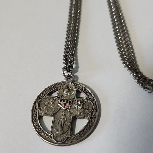 Vintage Sterling Silver 4-Way Cross WWII US Soldier Catholic Medal Pendant - Picture 6 of 7